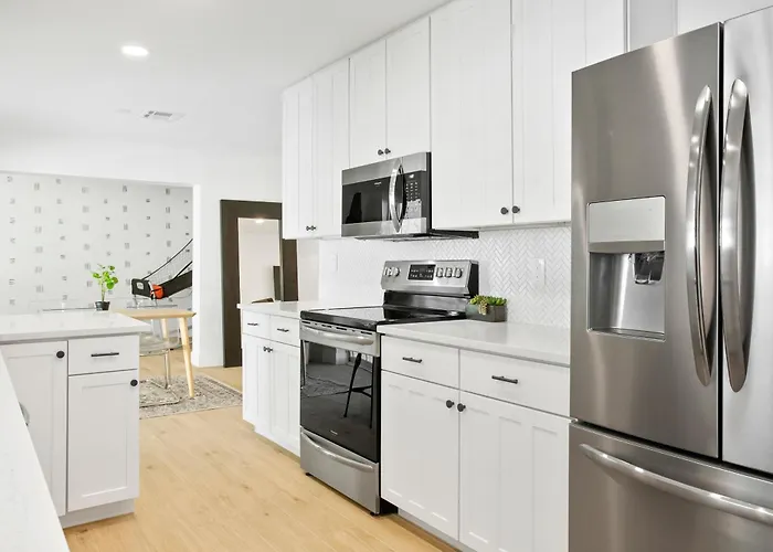 Hermosa House In Heart Of Old Town Holiday home *
