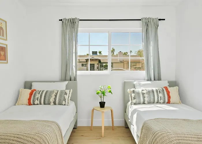 Hermosa House In Heart Of Old Town *