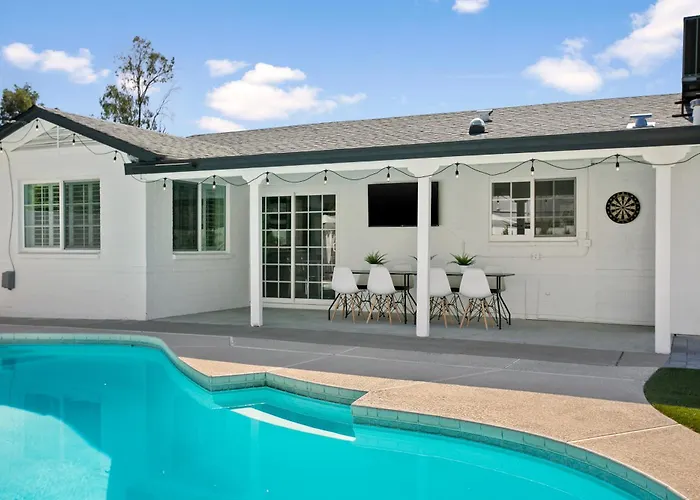Hermosa House In Heart Of Old Town Holiday home